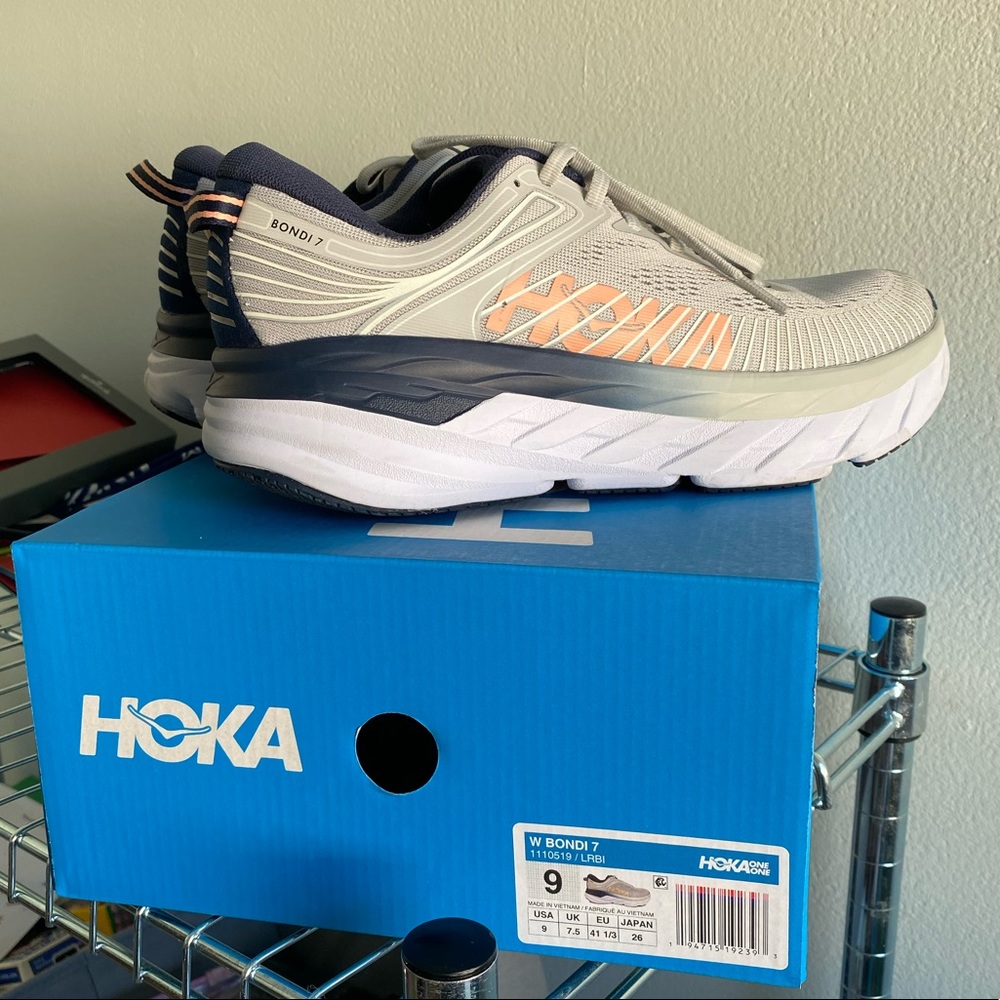 Hoka Bondi 7 new in box size 9